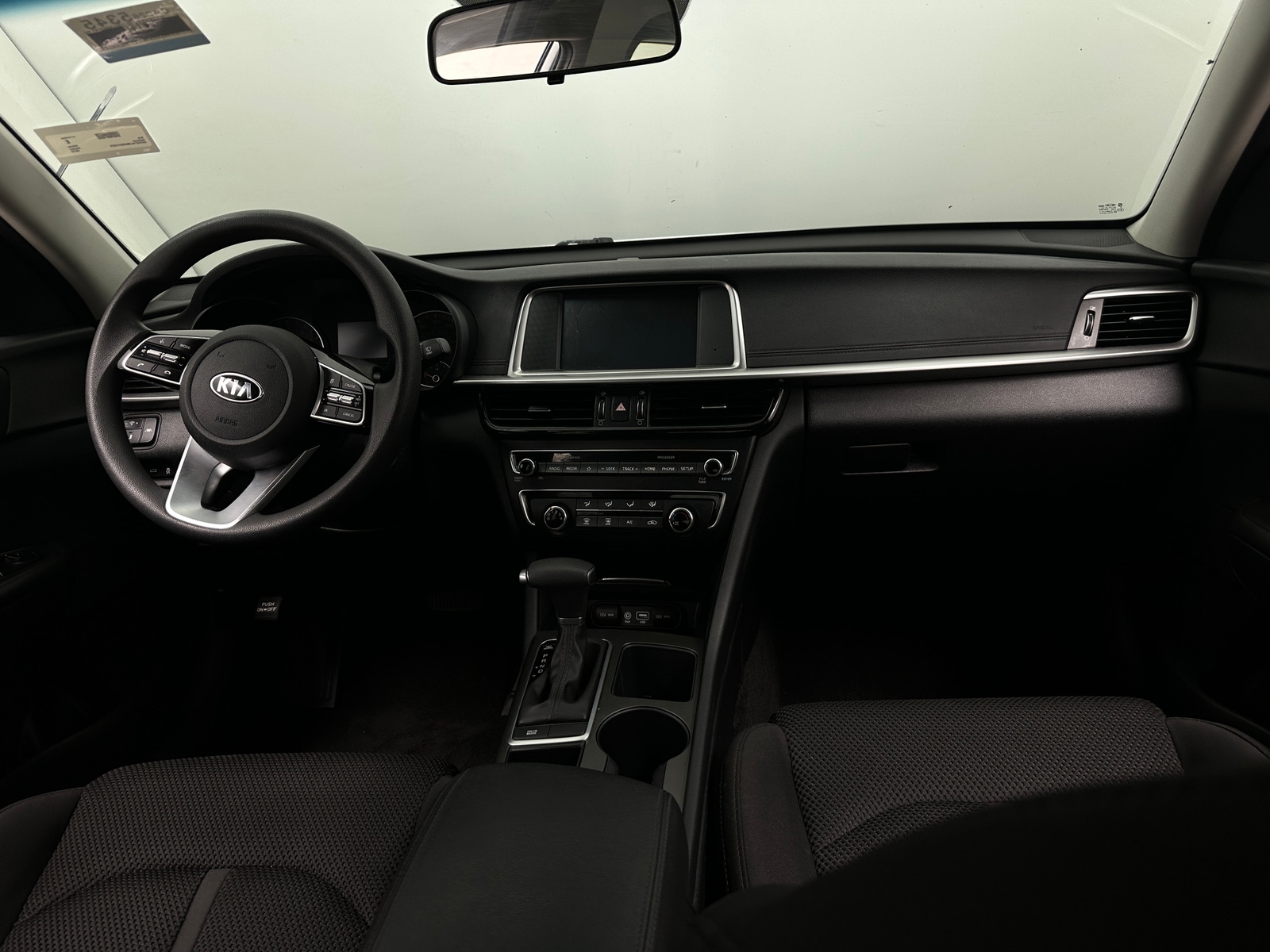Thumbnail: 2019 Kia Optima - 3