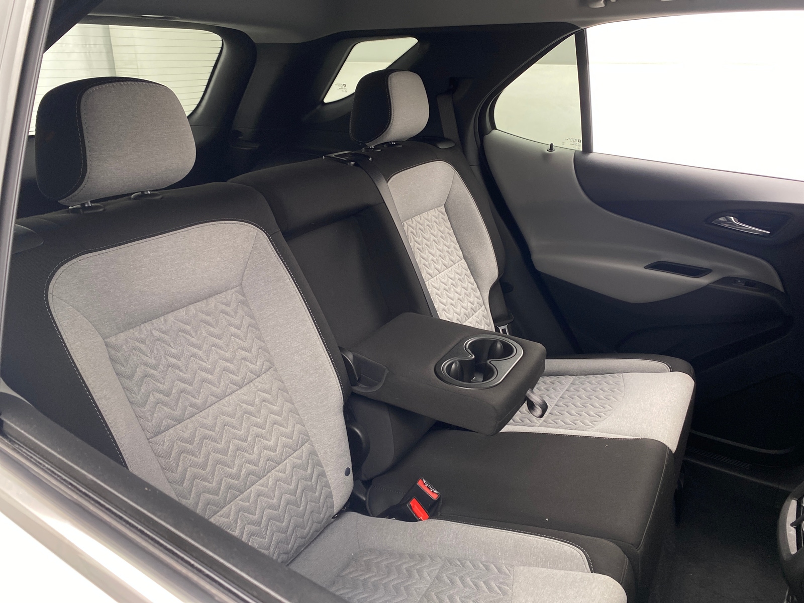 Thumbnail: 2022 Chevrolet Equinox - 6