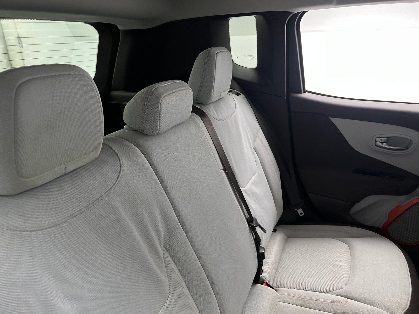 Thumbnail: 2015 Jeep Renegade - 6