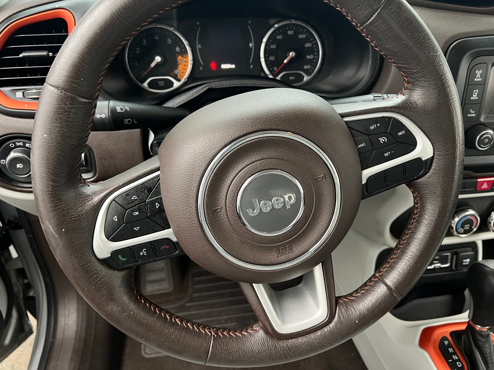 Thumbnail: 2015 Jeep Renegade - 5