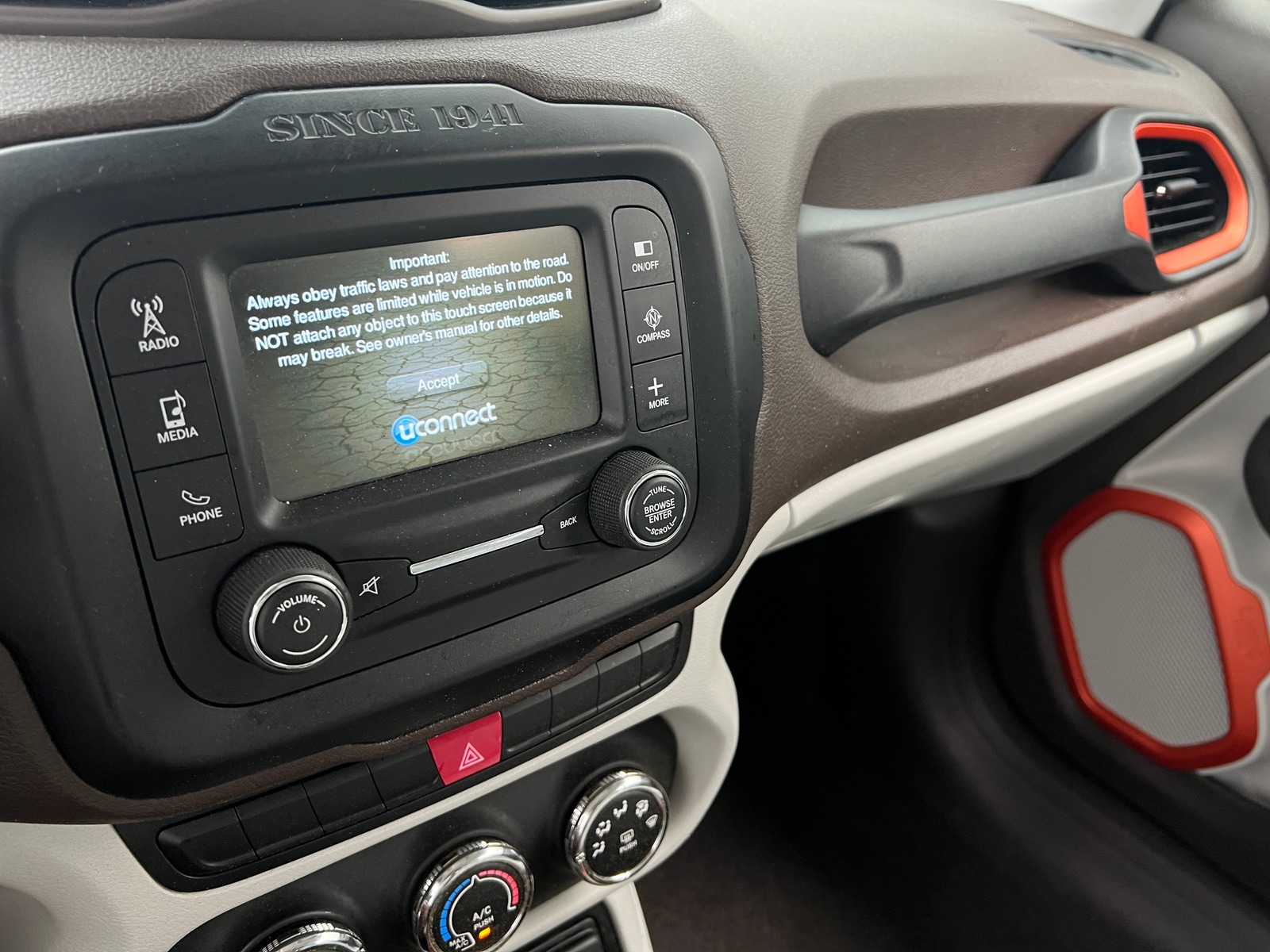 Thumbnail: 2015 Jeep Renegade - 4