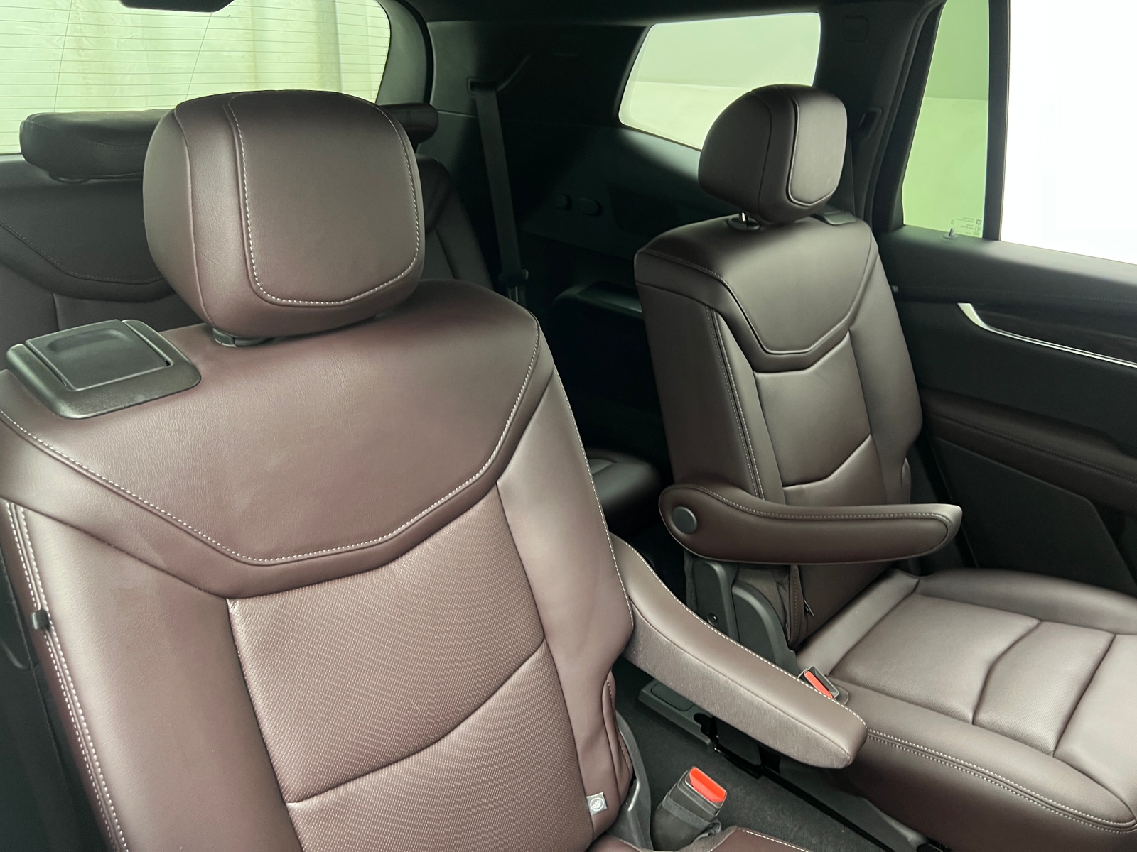 Thumbnail: 2023 Cadillac XT6 - 5
