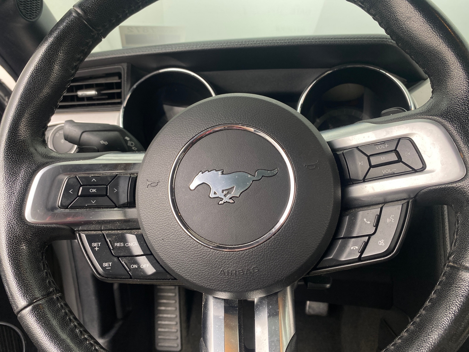 Thumbnail: 2017 Ford Mustang - 4