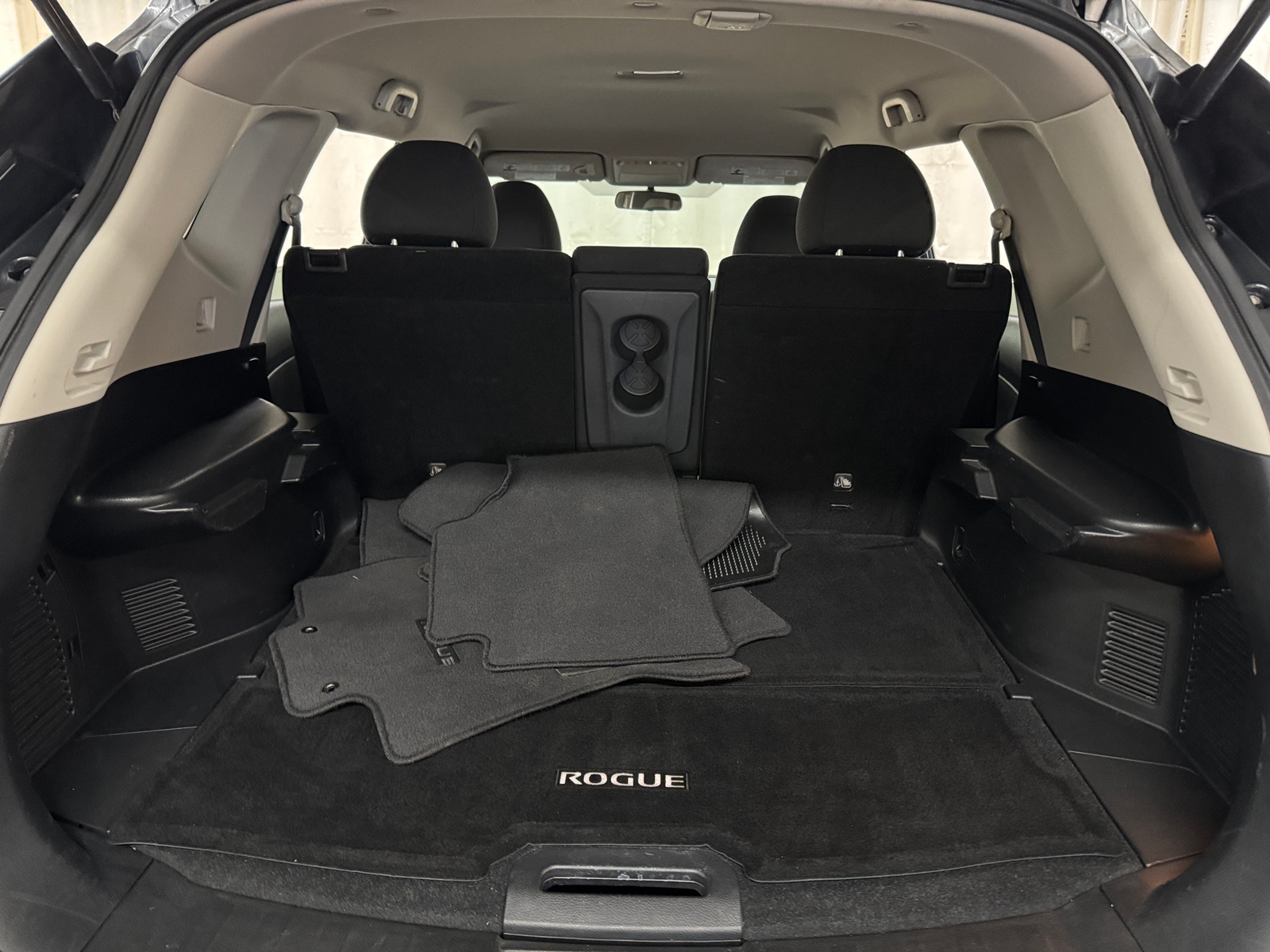 Thumbnail: 2016 Nissan Rogue - 7