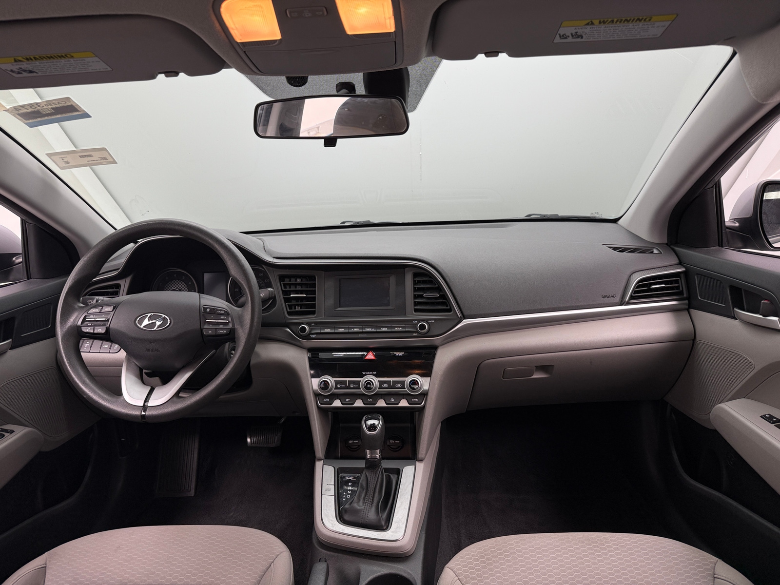 Thumbnail: 2020 Hyundai Elantra - 3