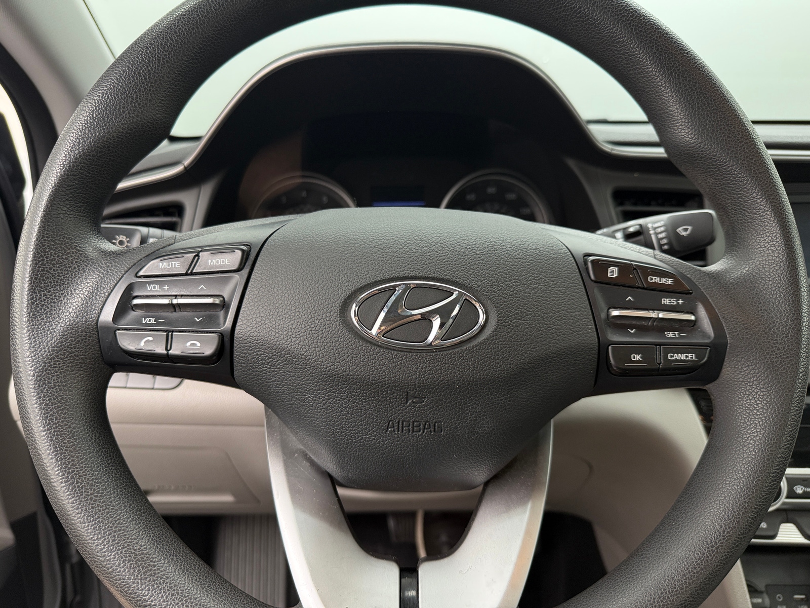 Thumbnail: 2020 Hyundai Elantra - 5