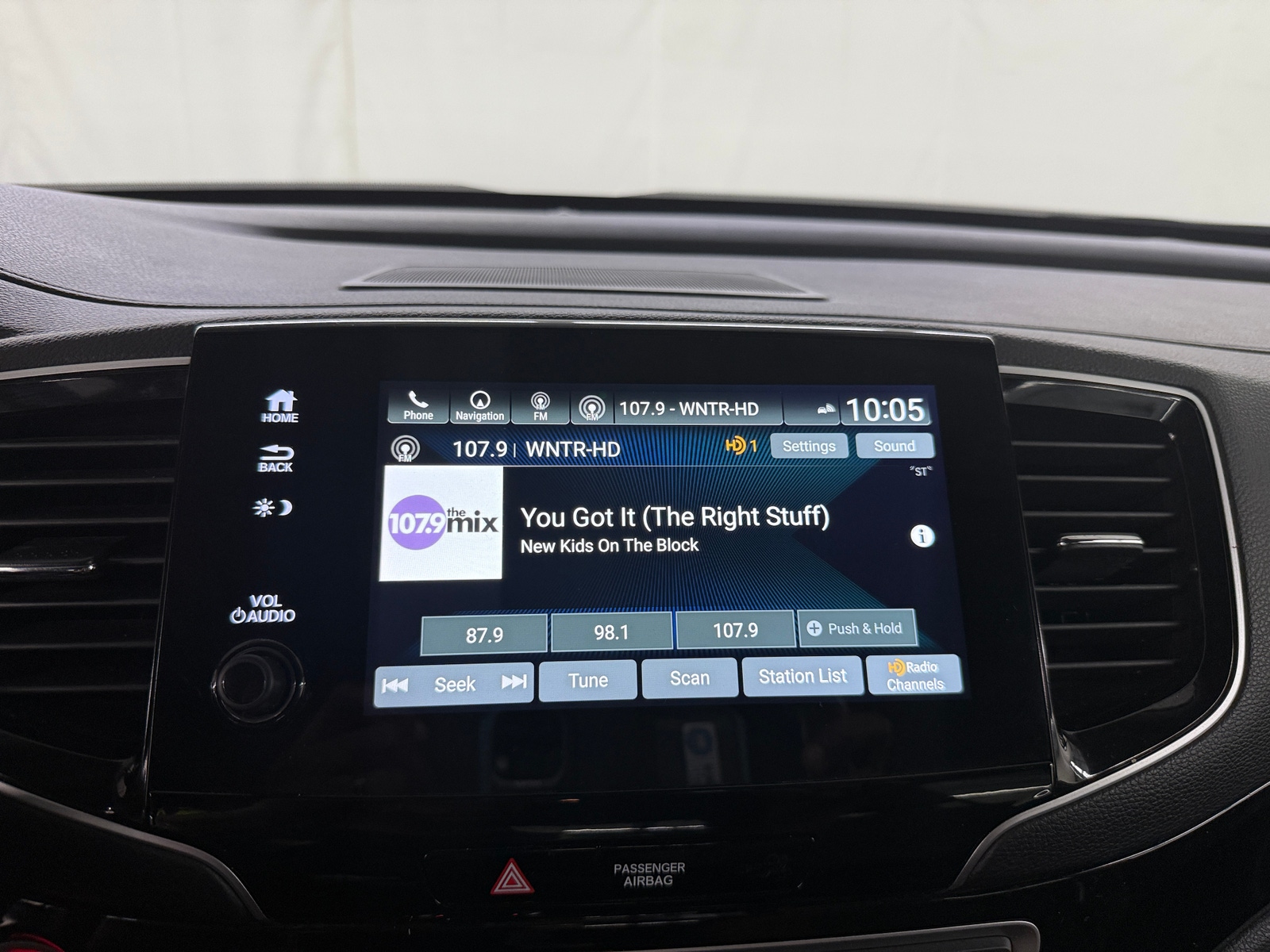 Thumbnail: 2021 Honda Pilot - 3