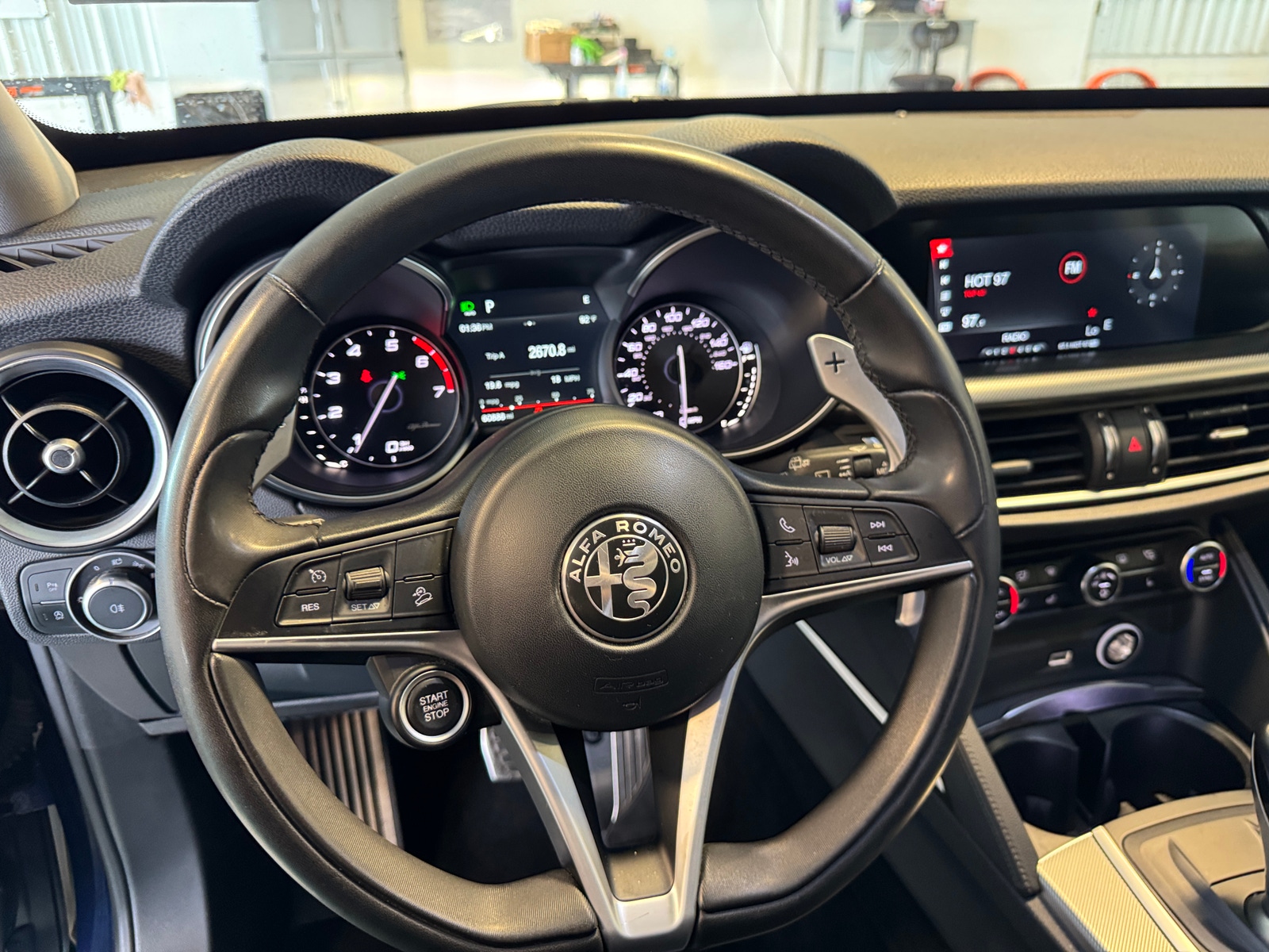 Thumbnail: 2018 Alfa Romeo Stelvio - 4