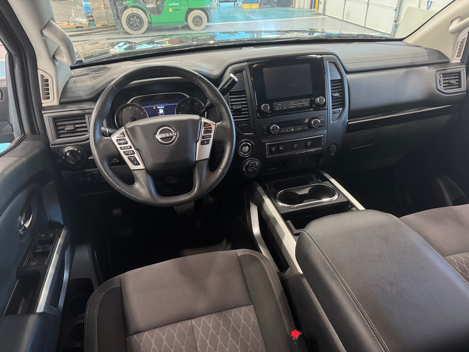 Thumbnail: 2024 Nissan Titan - 3