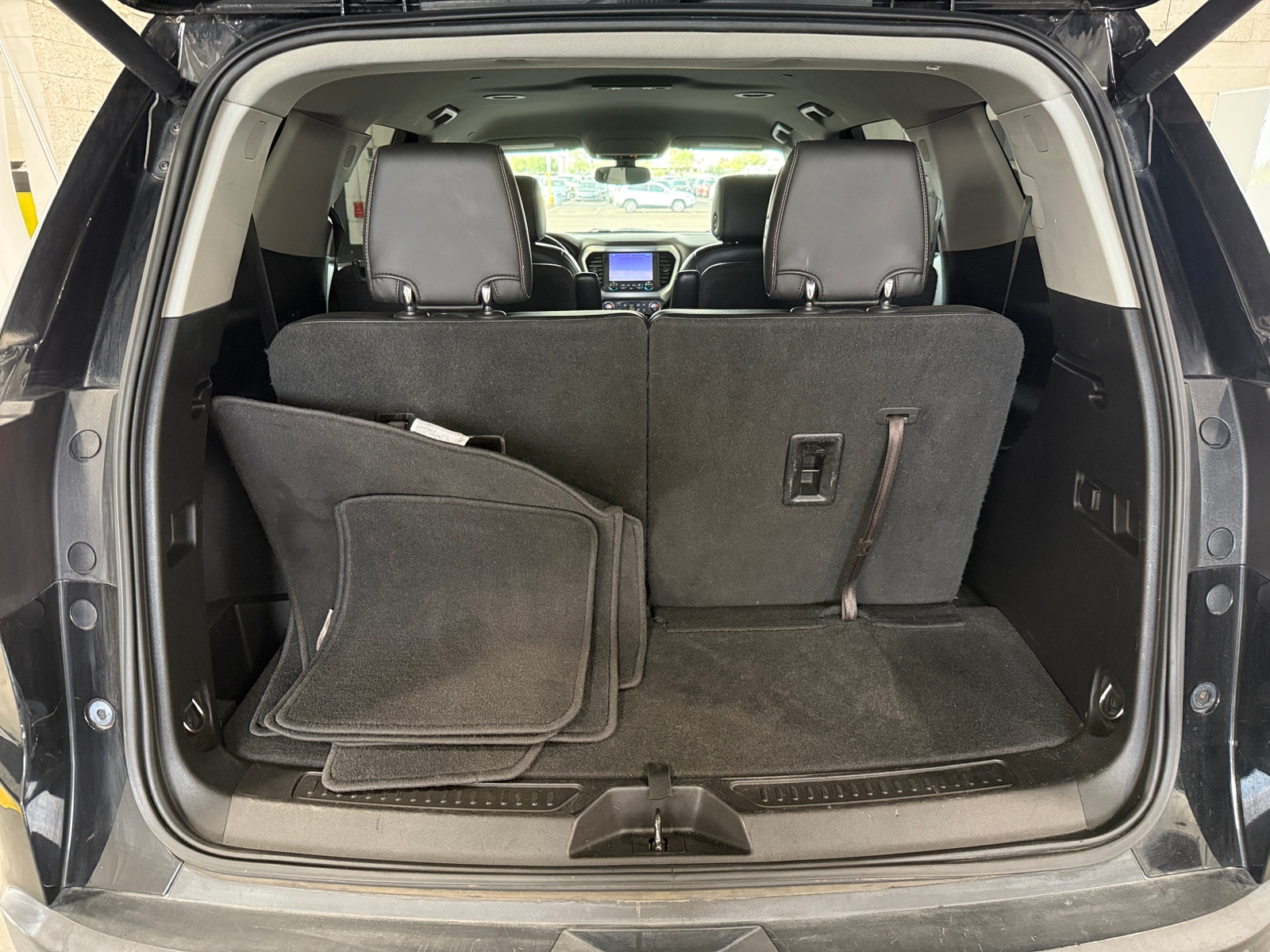 Thumbnail: 2019 GMC Acadia - 6