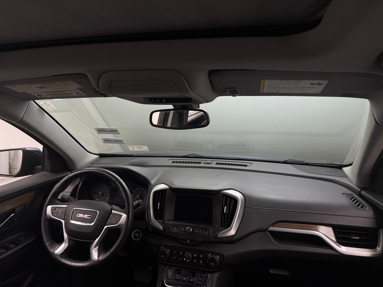 Thumbnail: 2018 GMC Terrain - 3