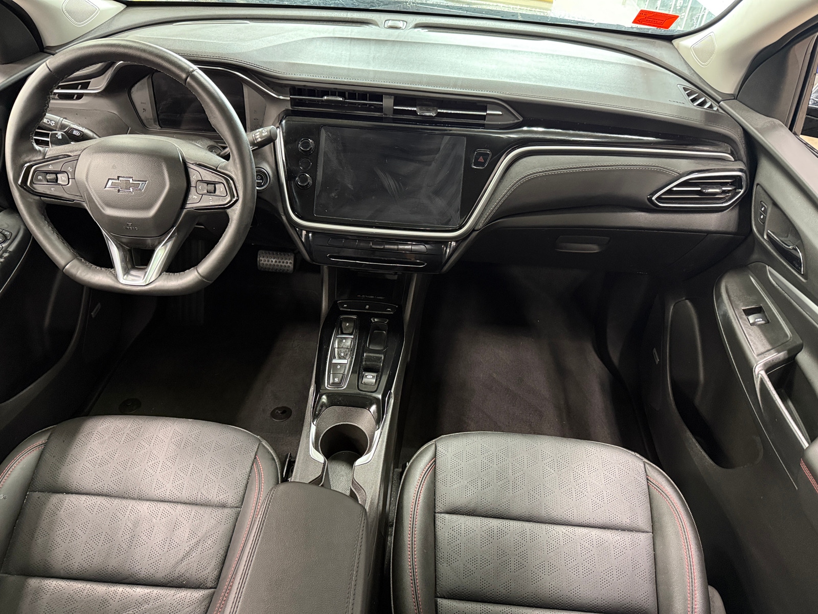 Thumbnail: 2023 Chevrolet Bolt EUV - 3