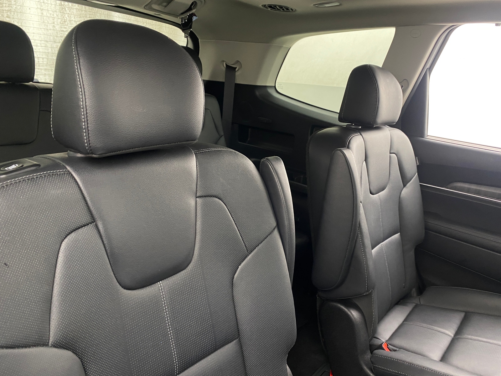 Thumbnail: 2023 Kia Telluride - 5