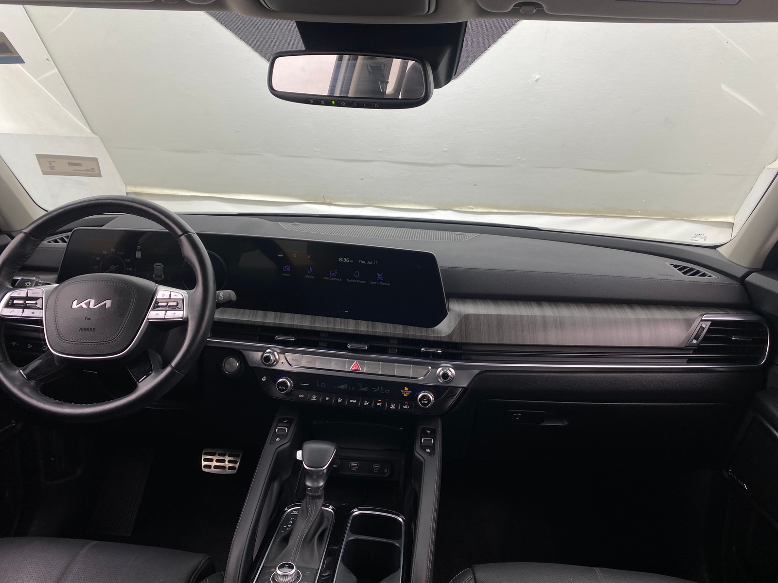 Thumbnail: 2023 Kia Telluride - 2