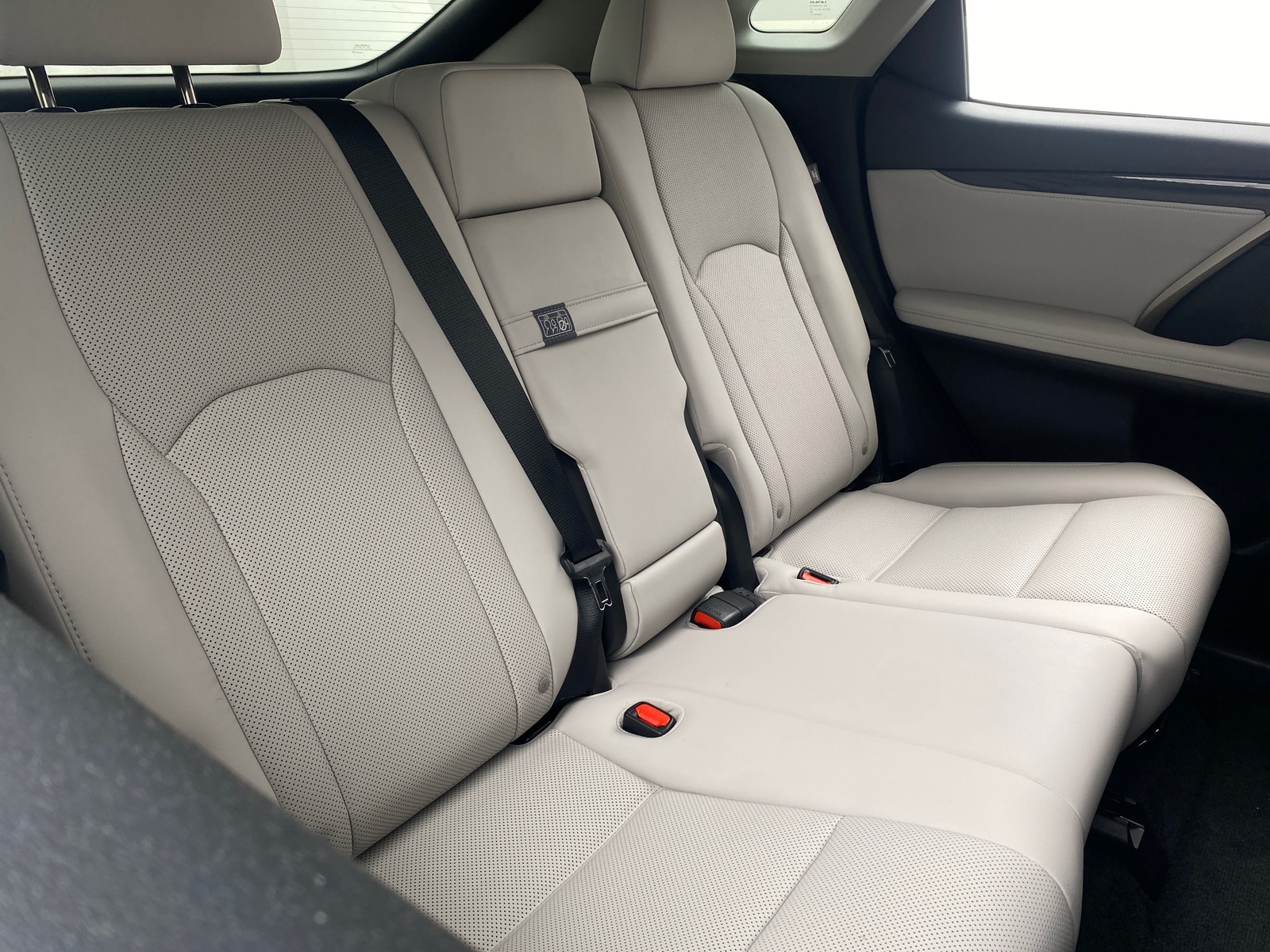 Thumbnail: 2020 Lexus RX - 6