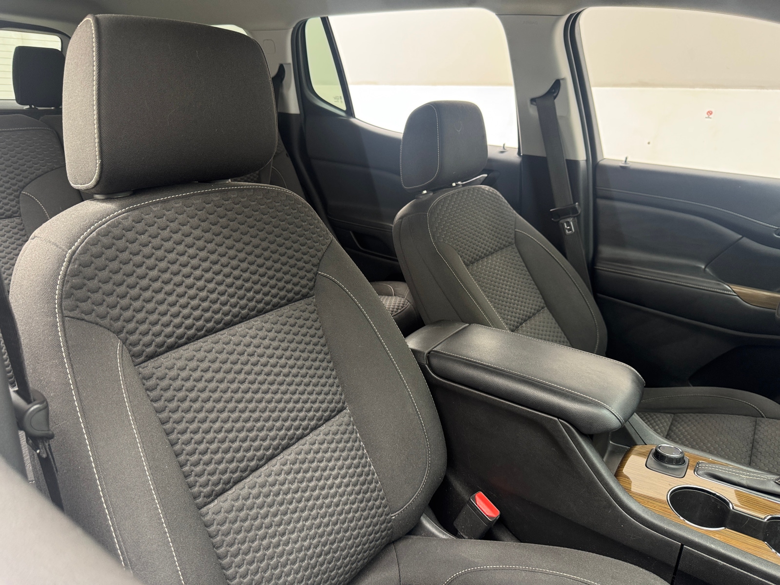 Thumbnail: 2019 GMC Acadia - 2