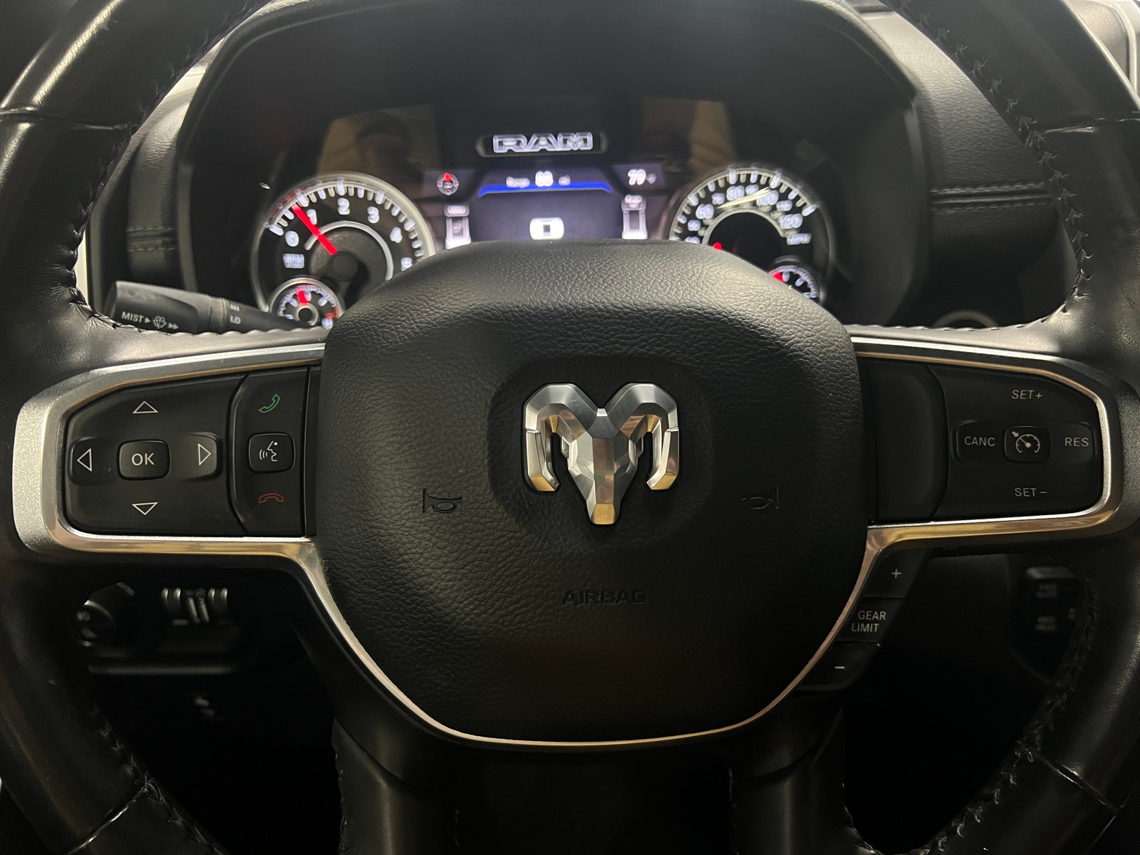Thumbnail: 2022 RAM 1500 - 4