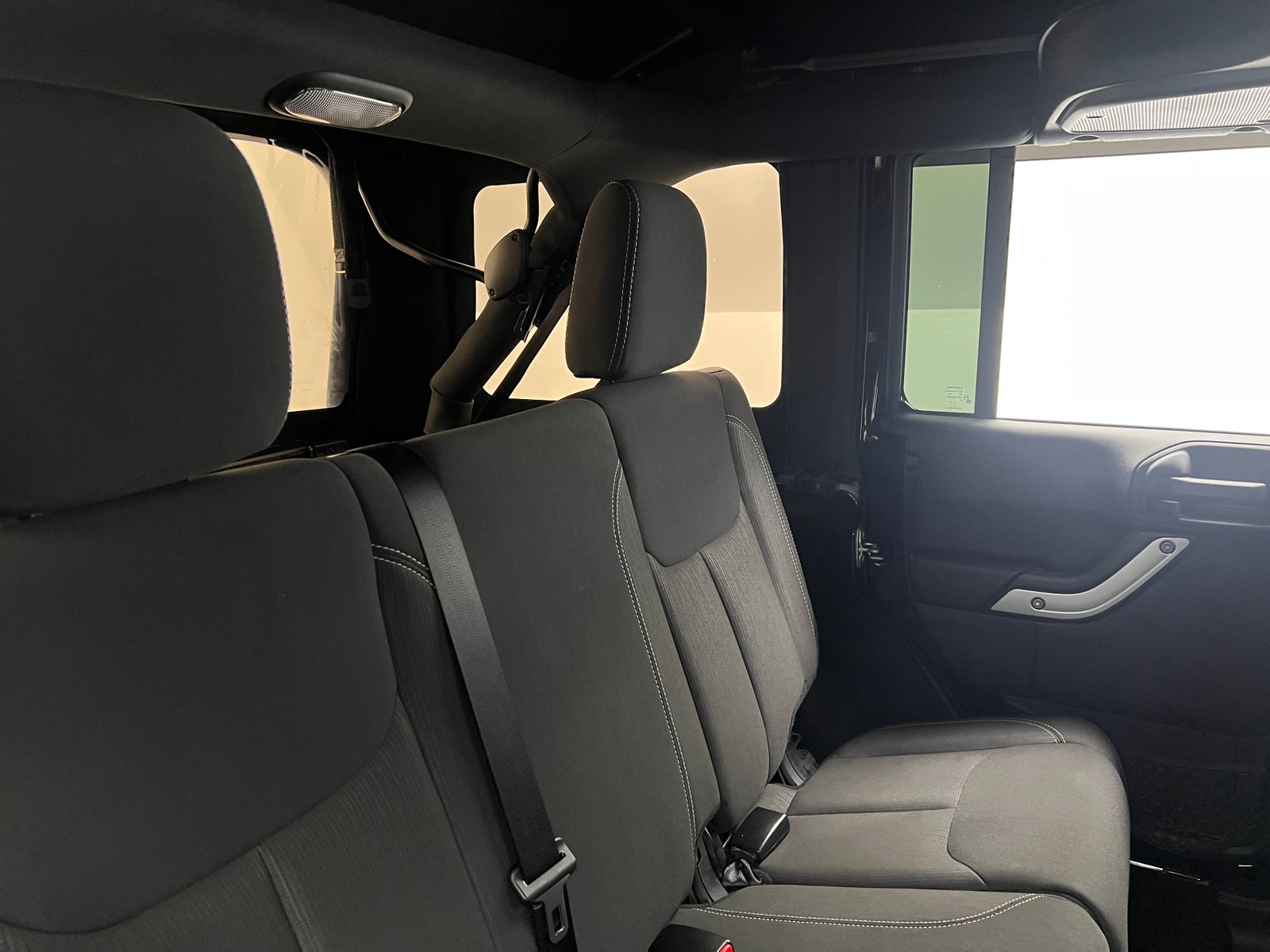 Thumbnail: 2017 Jeep Wrangler - 6