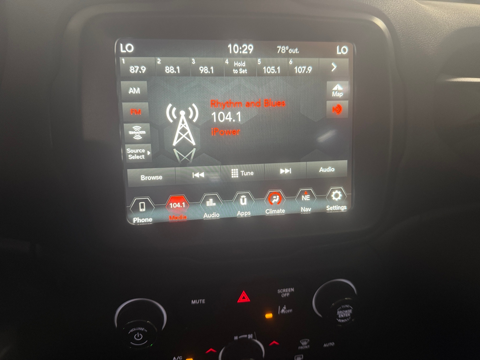 Thumbnail: 2023 Jeep Renegade - 4