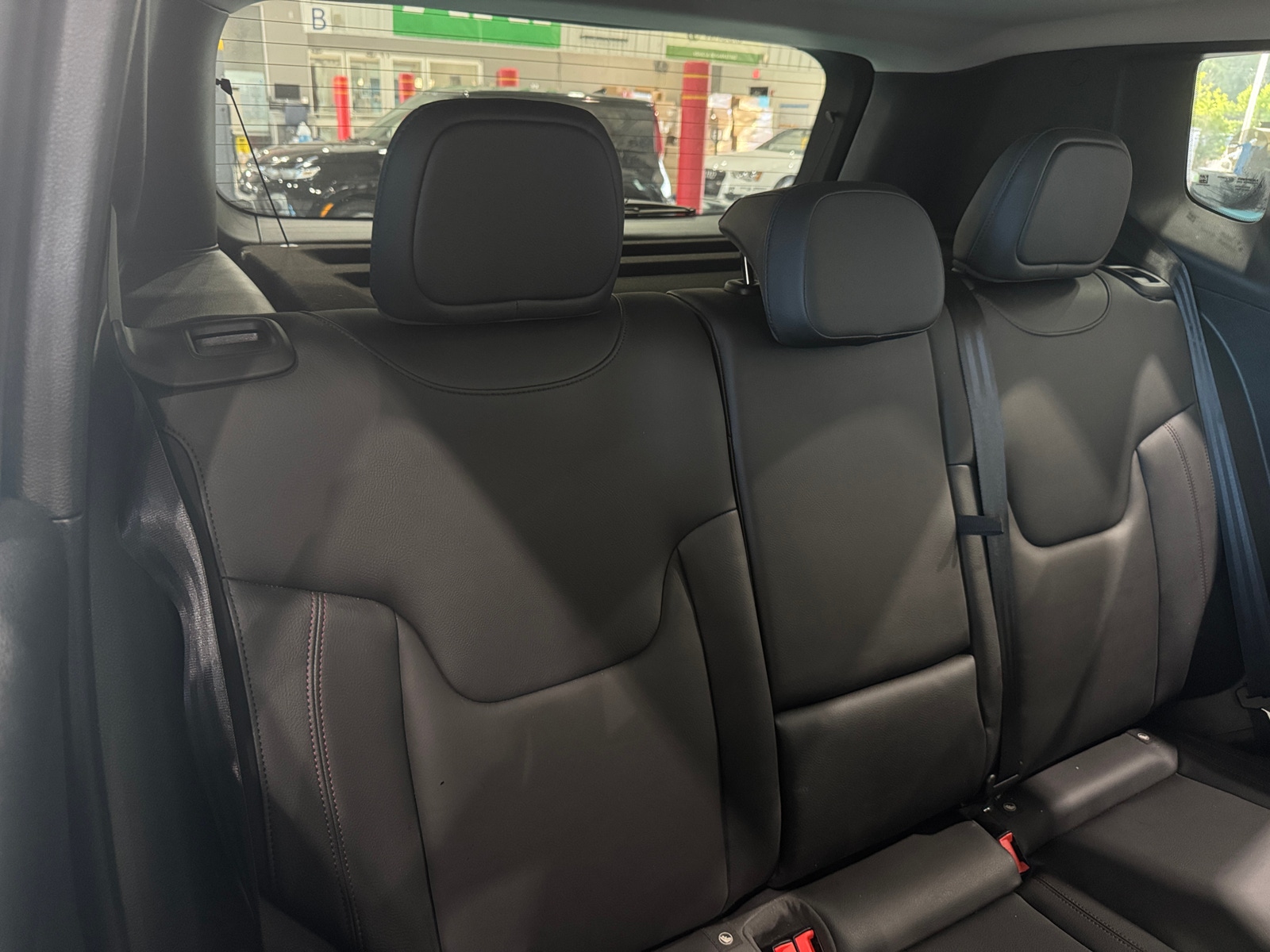 Thumbnail: 2021 Jeep Renegade - 5