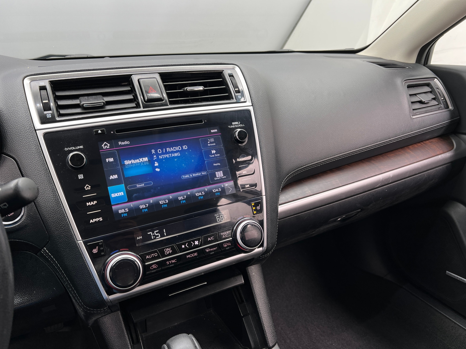 Thumbnail: 2019 Subaru Outback - 3