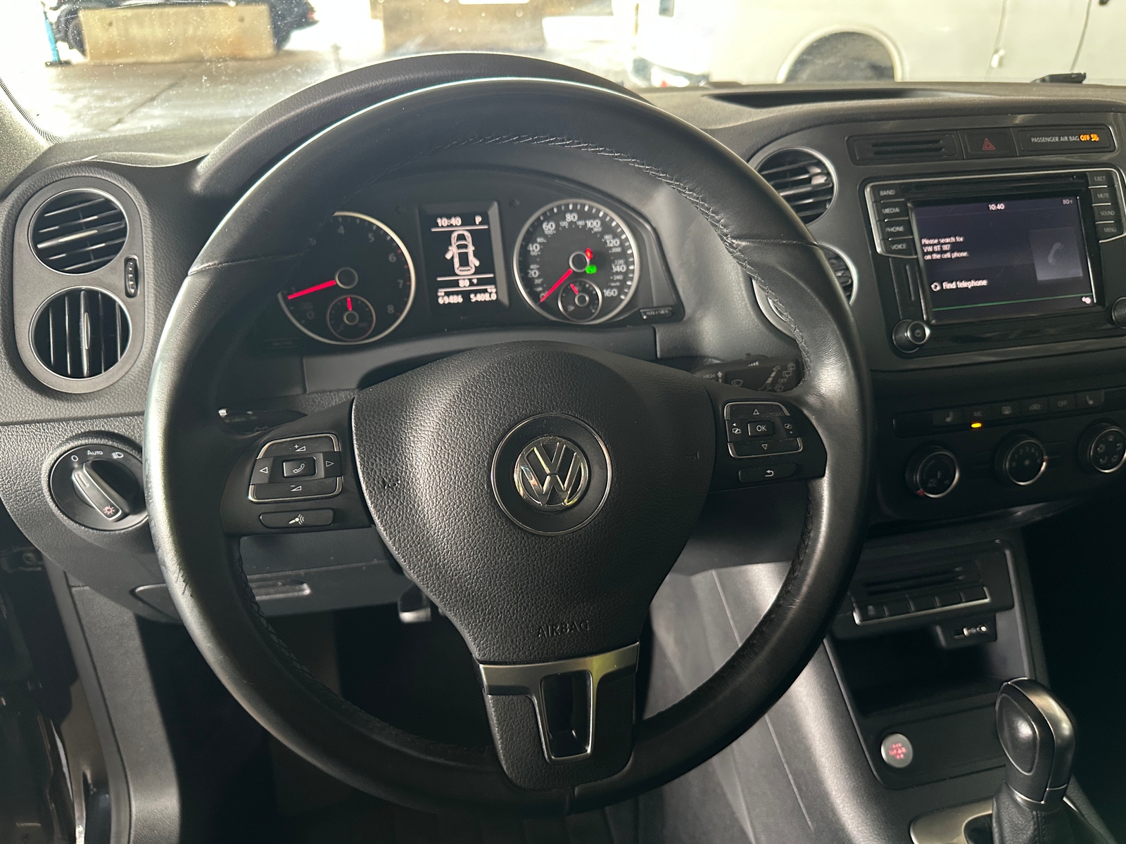 Thumbnail: 2017 Volkswagen Tiguan - 5