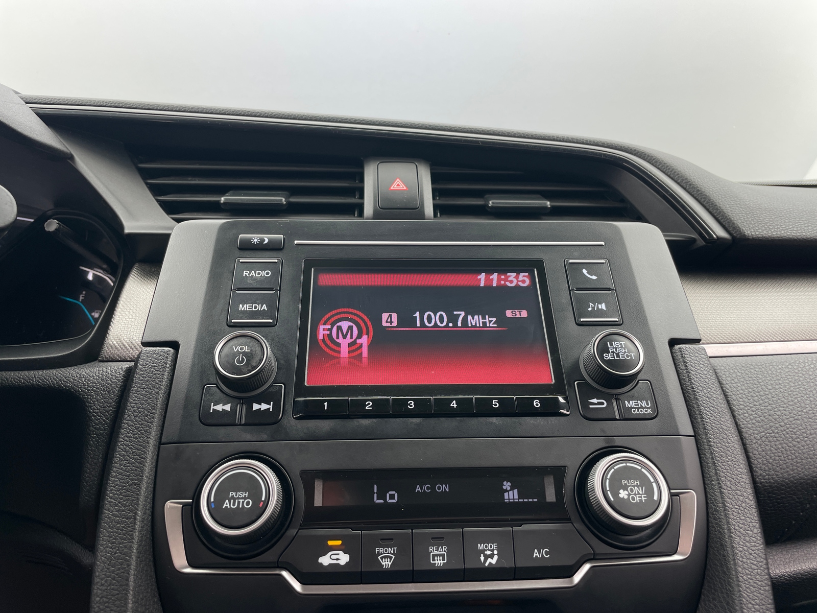 Thumbnail: 2019 Honda Civic - 4