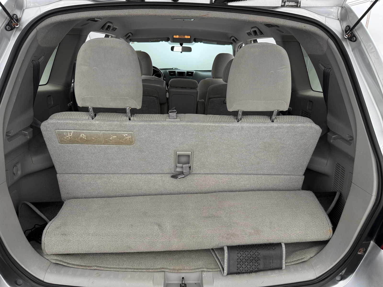 Thumbnail: 2010 Toyota Highlander - 7