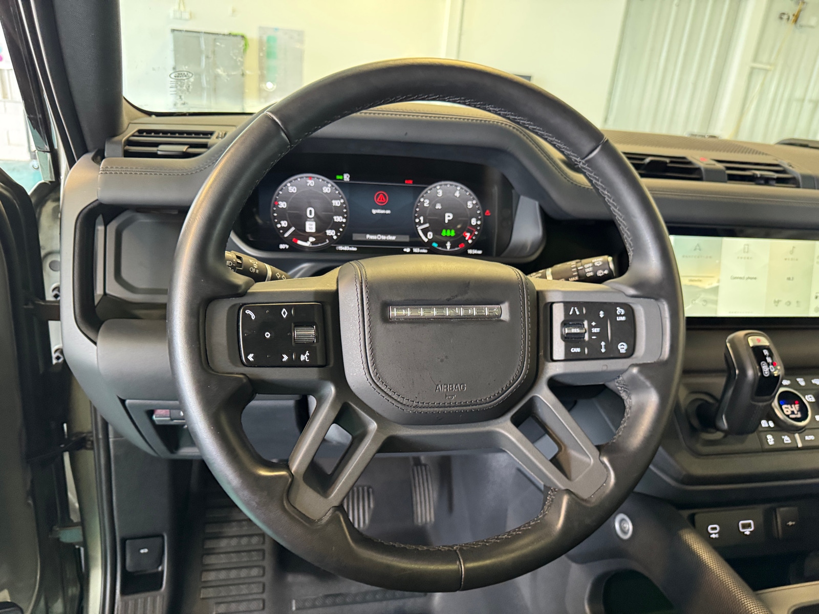 Thumbnail: 2023 Land Rover Defender - 4