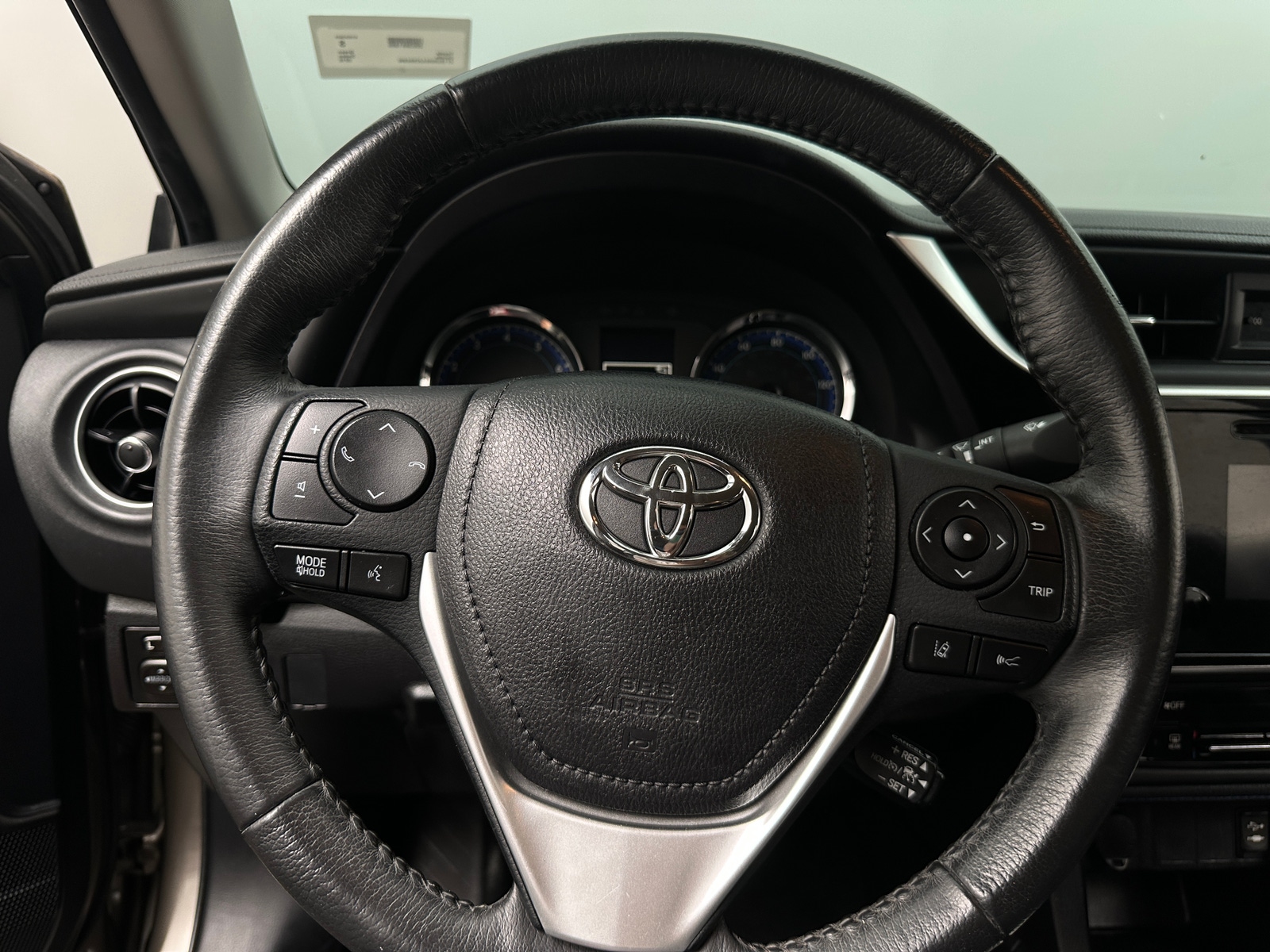 Thumbnail: 2018 Toyota Corolla - 5