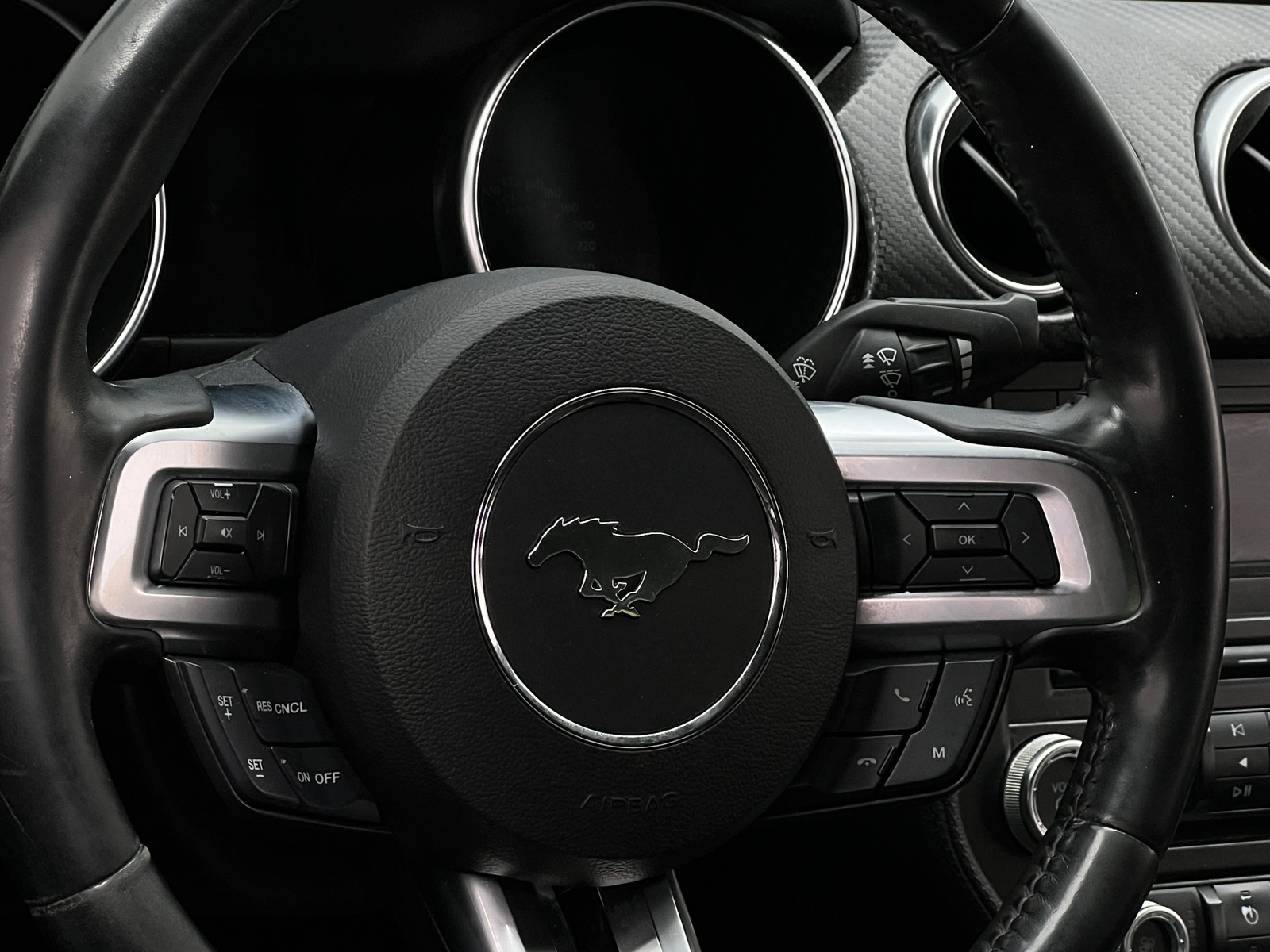 Thumbnail: 2018 Ford Mustang - 4