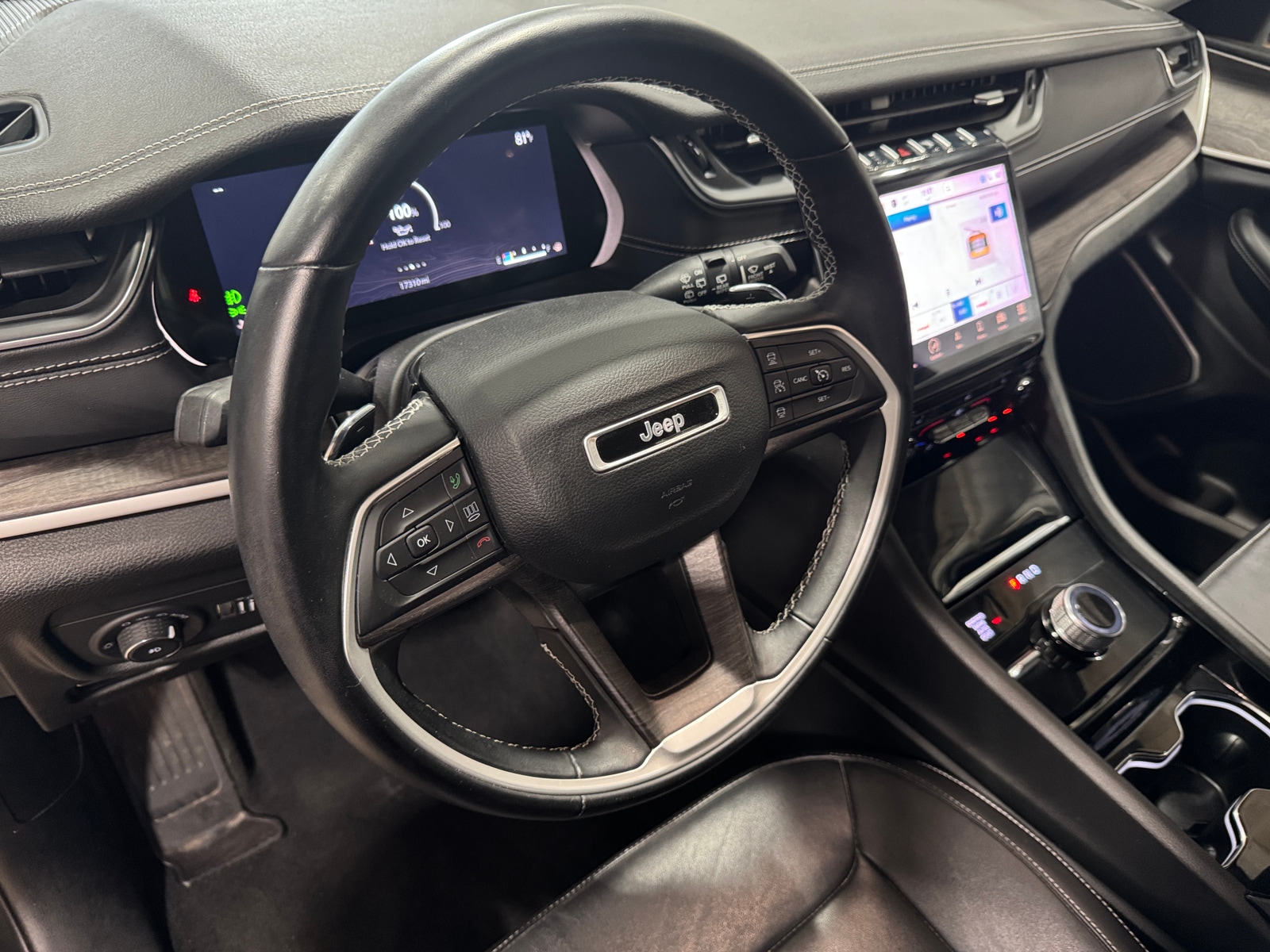 Thumbnail: 2022 Jeep Grand Cherokee L - 2