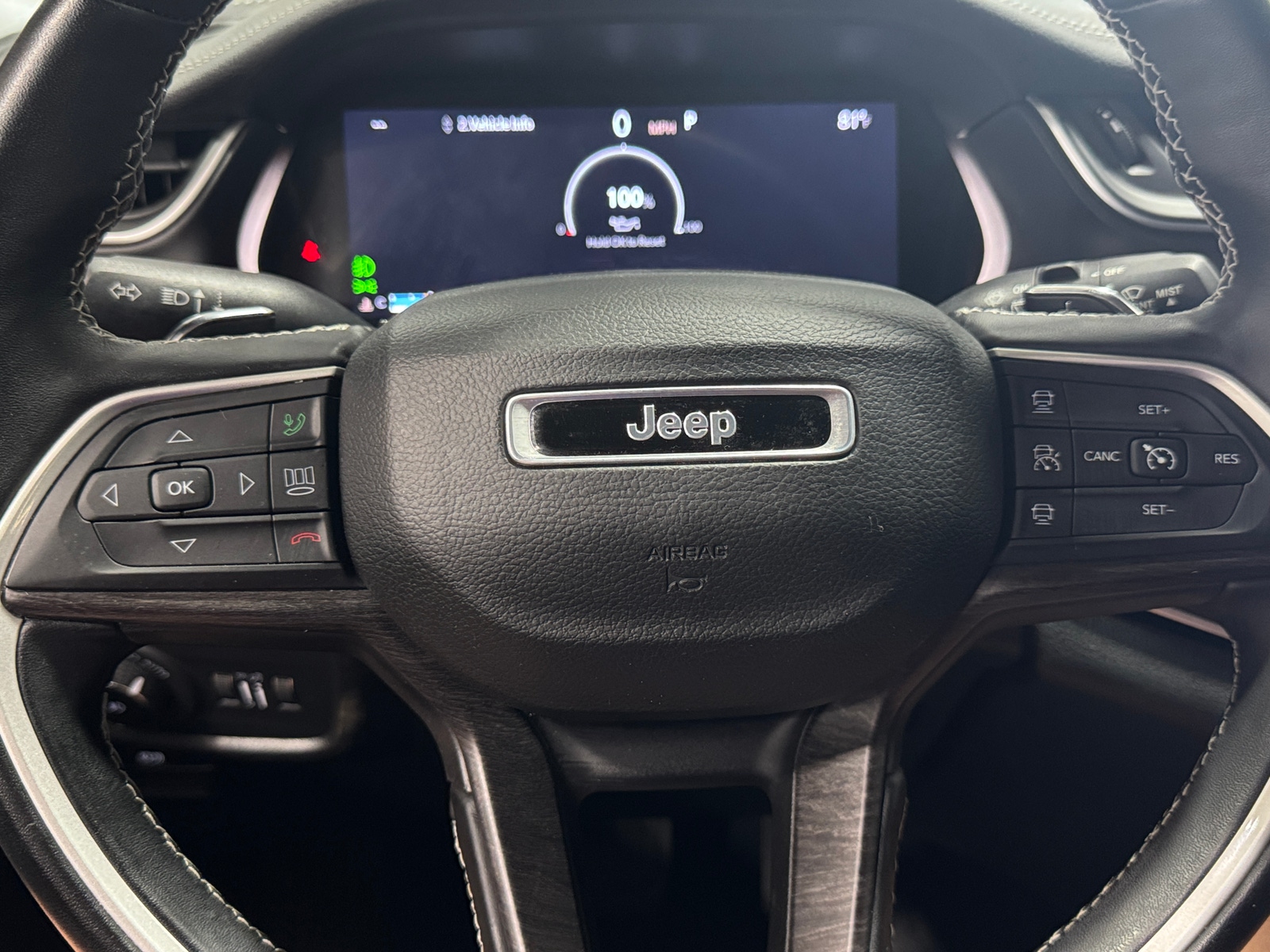 Thumbnail: 2022 Jeep Grand Cherokee L - 4