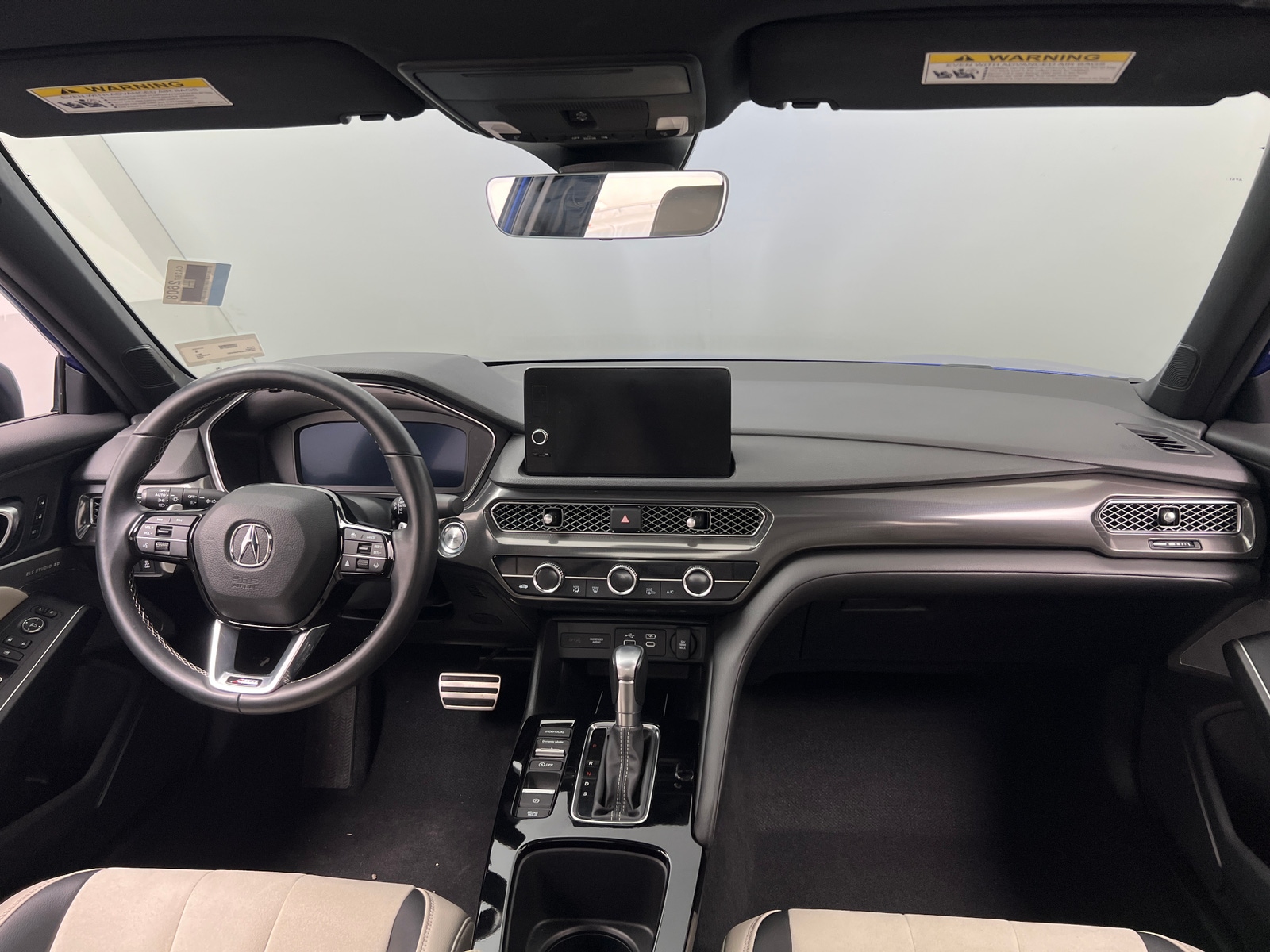 Thumbnail: 2023 Acura Integra - 2