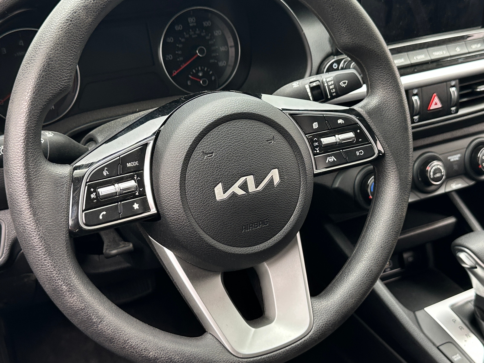 Thumbnail: 2024 Kia Forte - 5
