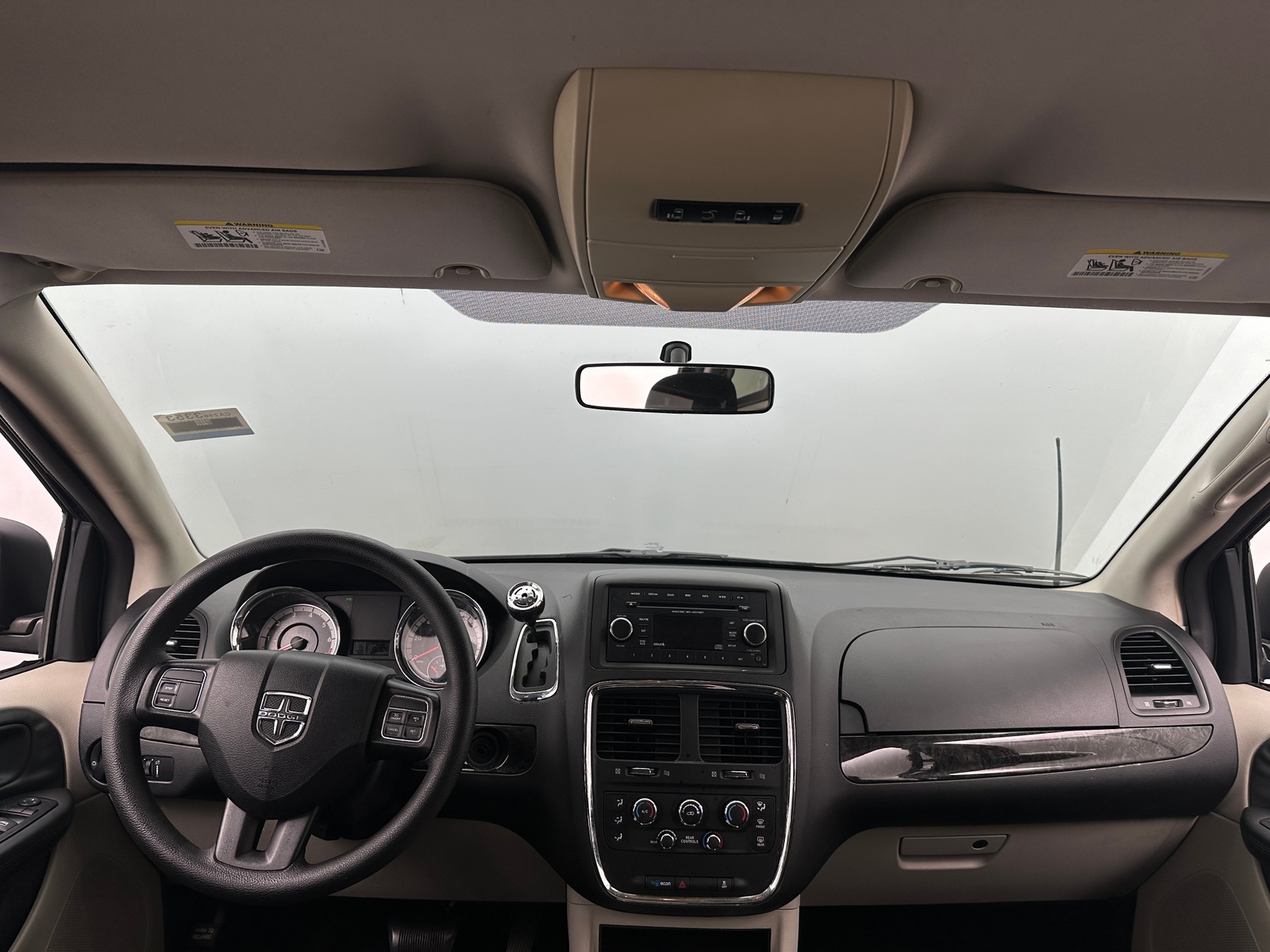 Thumbnail: 2015 Dodge Grand Caravan - 3