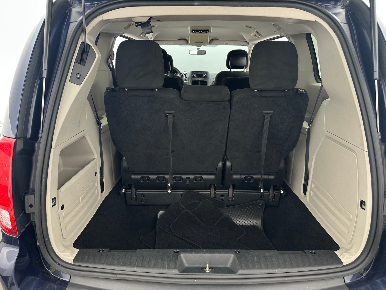 Thumbnail: 2015 Dodge Grand Caravan - 6