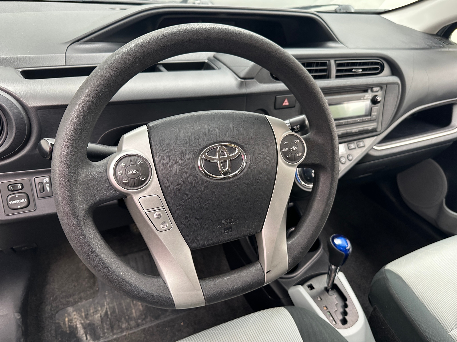 Thumbnail: 2014 Toyota Prius c - 5