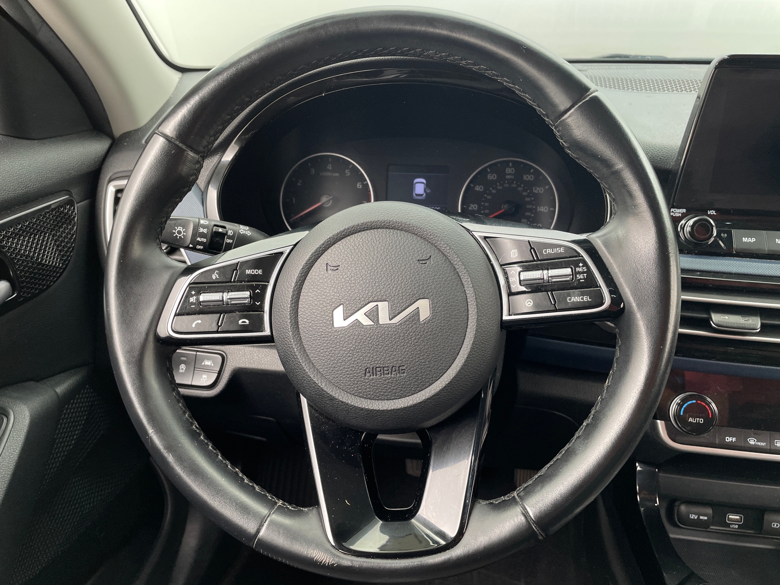 Thumbnail: 2022 Kia Seltos - 5