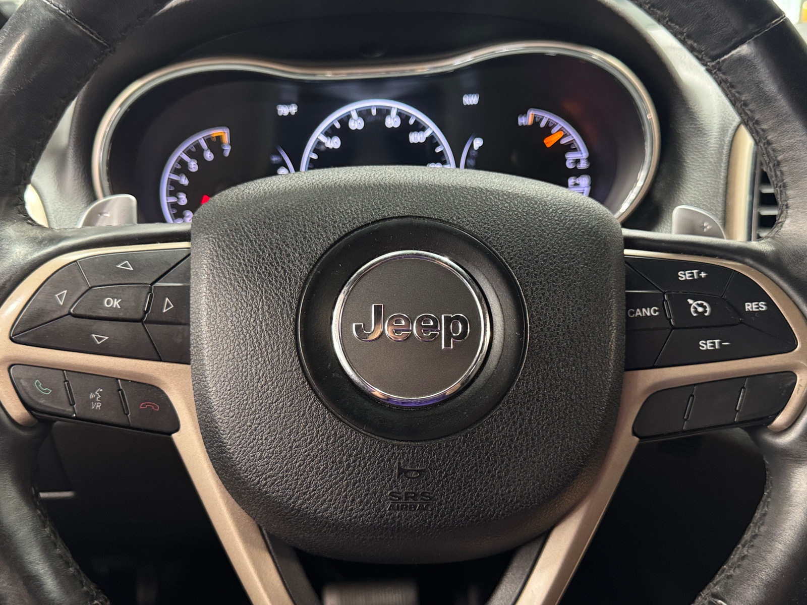 Thumbnail: 2015 Jeep Grand Cherokee - 4
