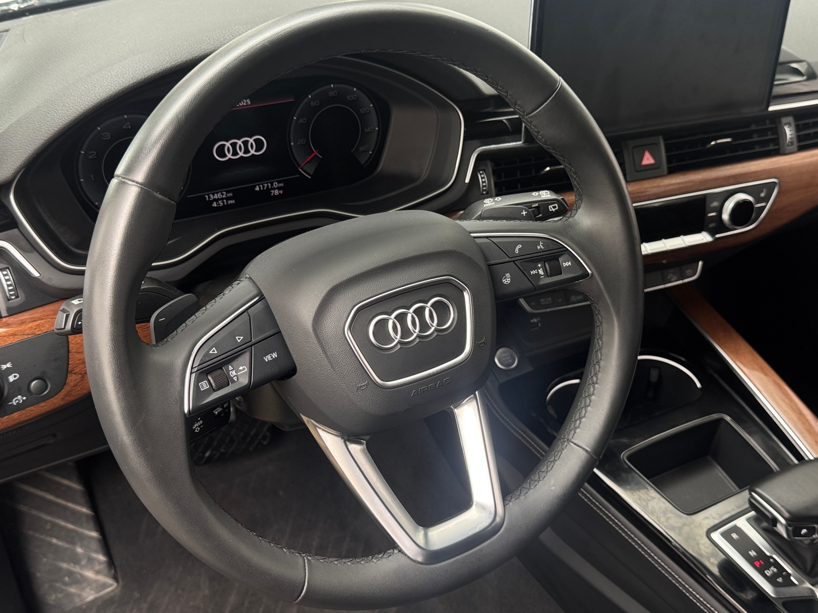 Thumbnail: 2023 Audi A4 - 4