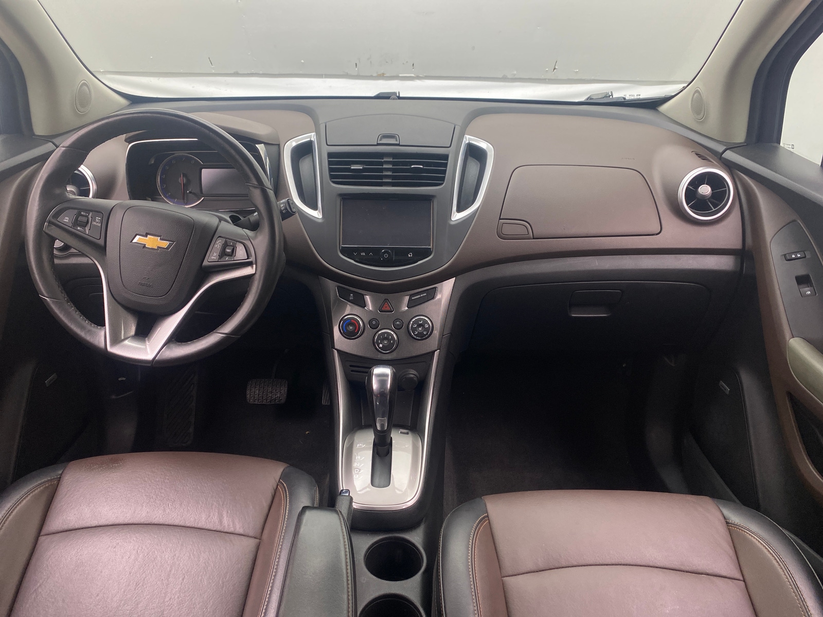 Thumbnail: 2016 Chevrolet Trax - 2