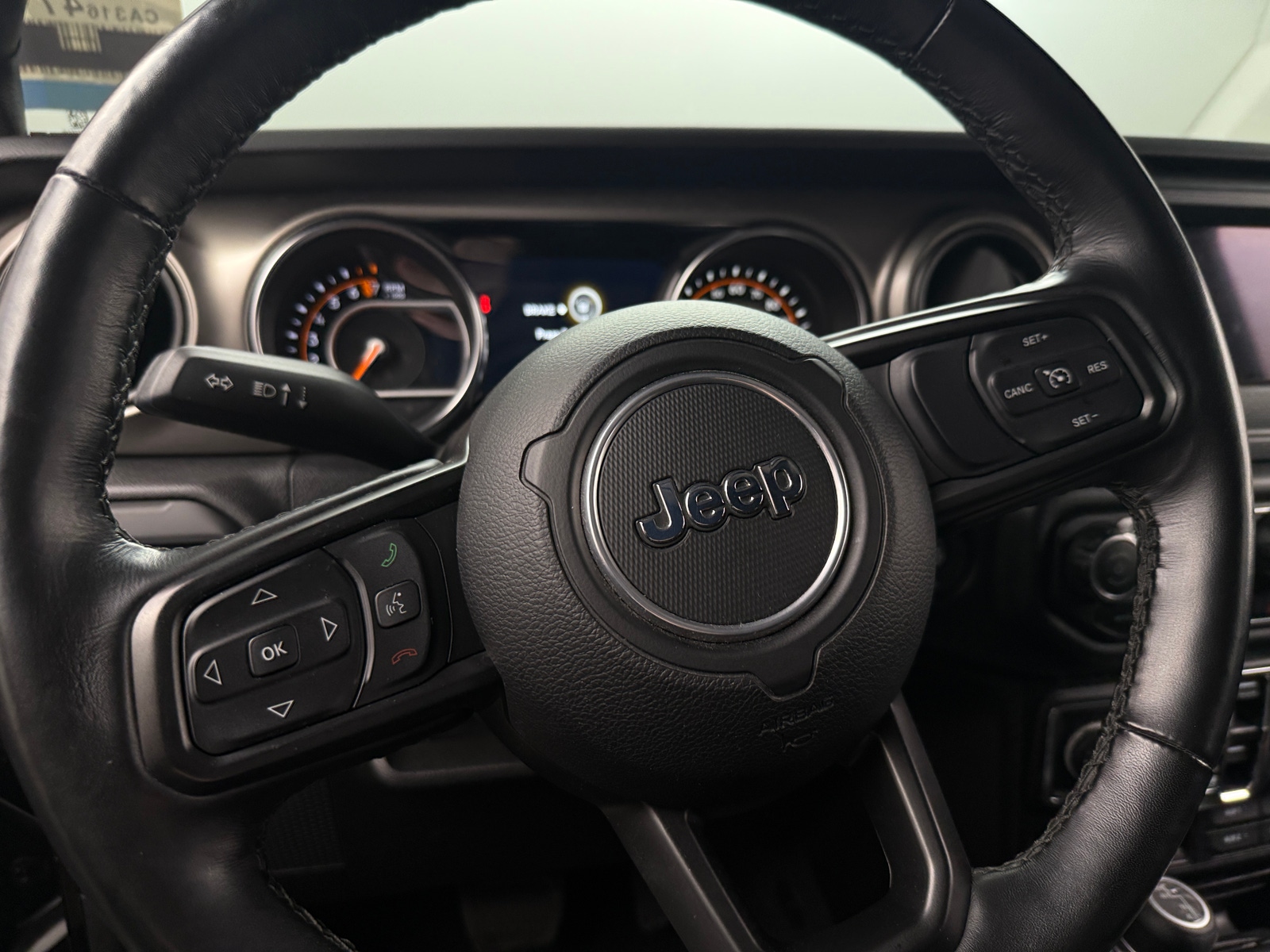 Thumbnail: 2021 Jeep Wrangler - 5