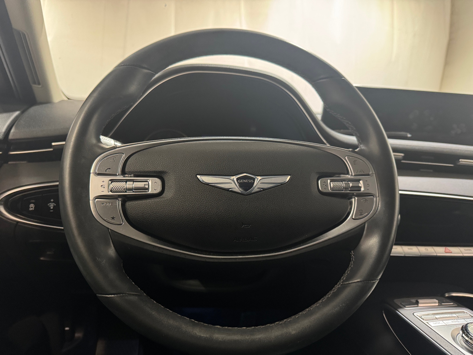 Thumbnail: 2022 Genesis GV70 - 4