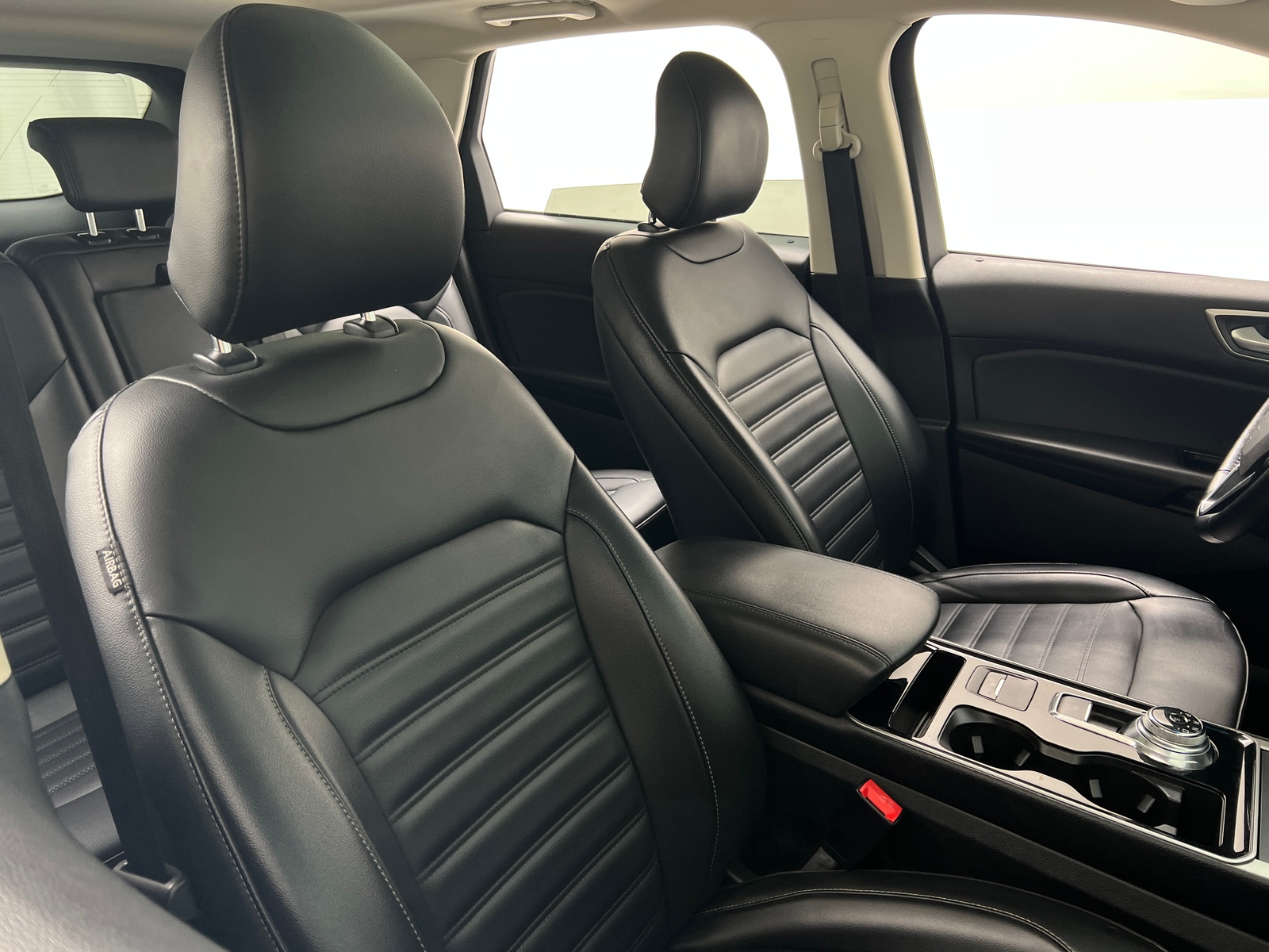 Thumbnail: 2019 Ford Edge - 2