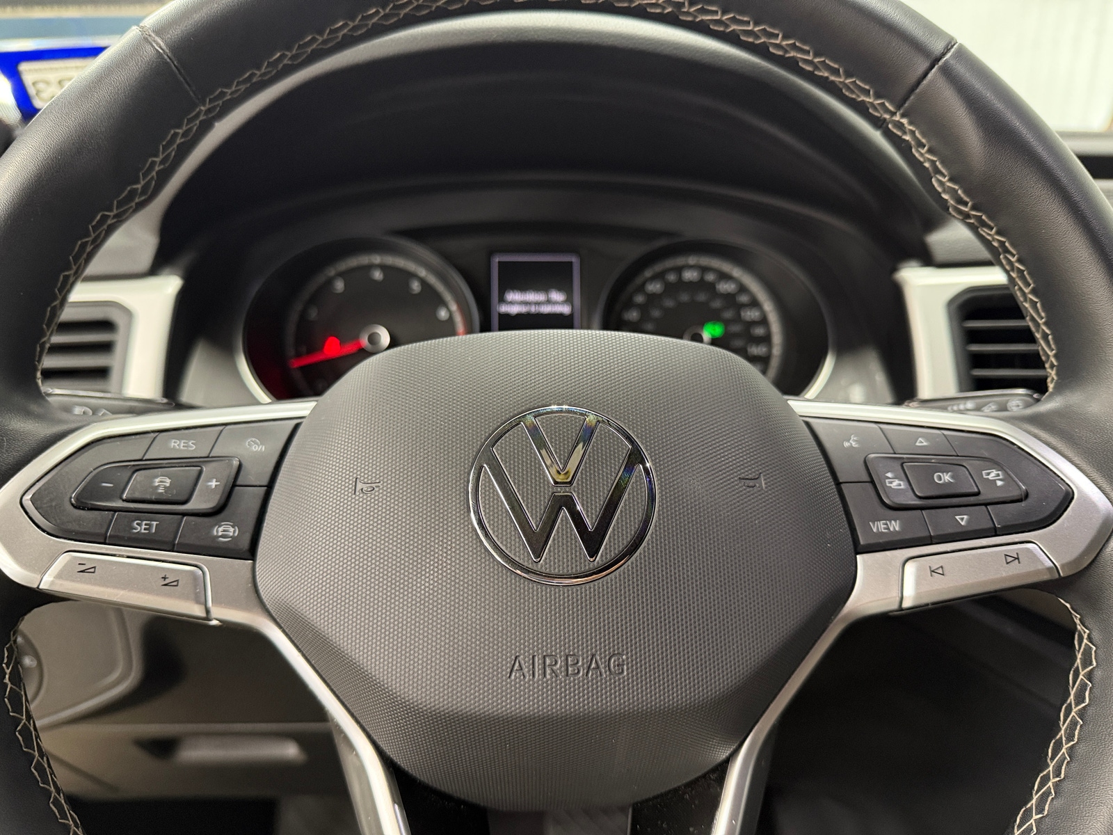 Thumbnail: 2021 Volkswagen Atlas - 4