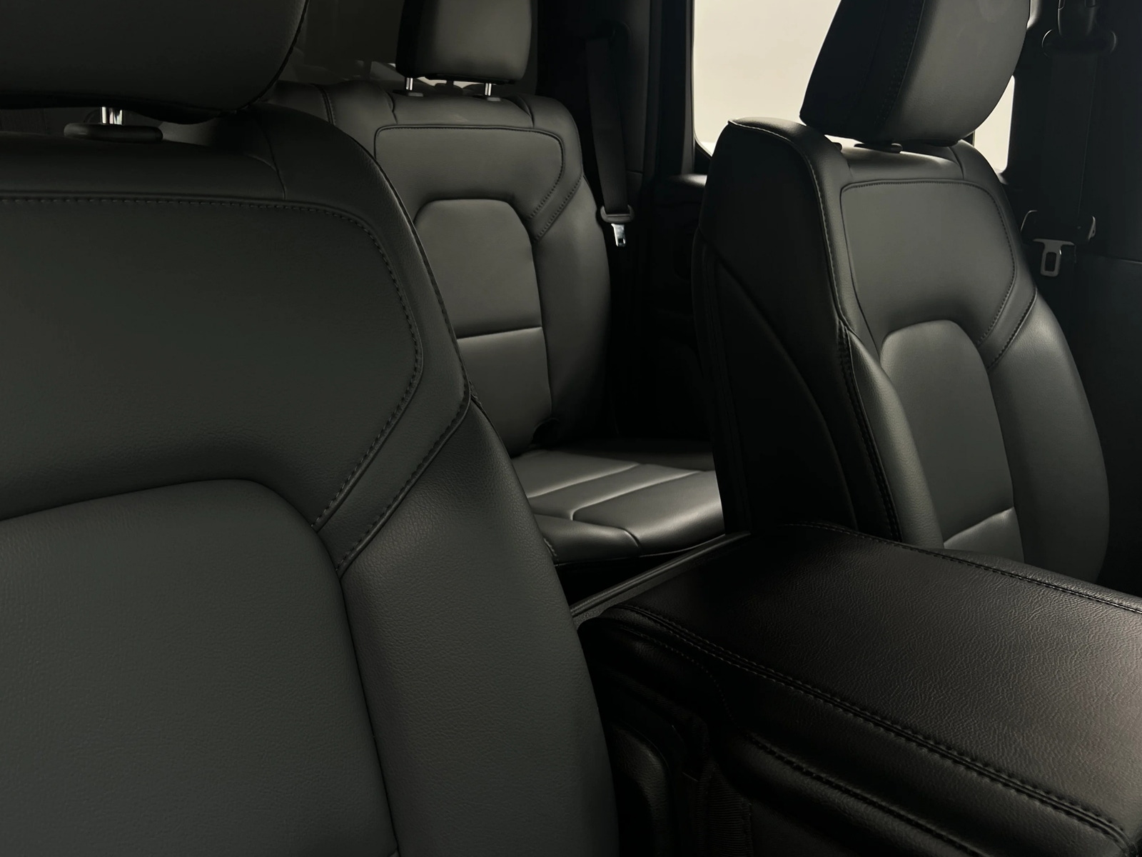 Thumbnail: 2025 RAM 1500 - 2