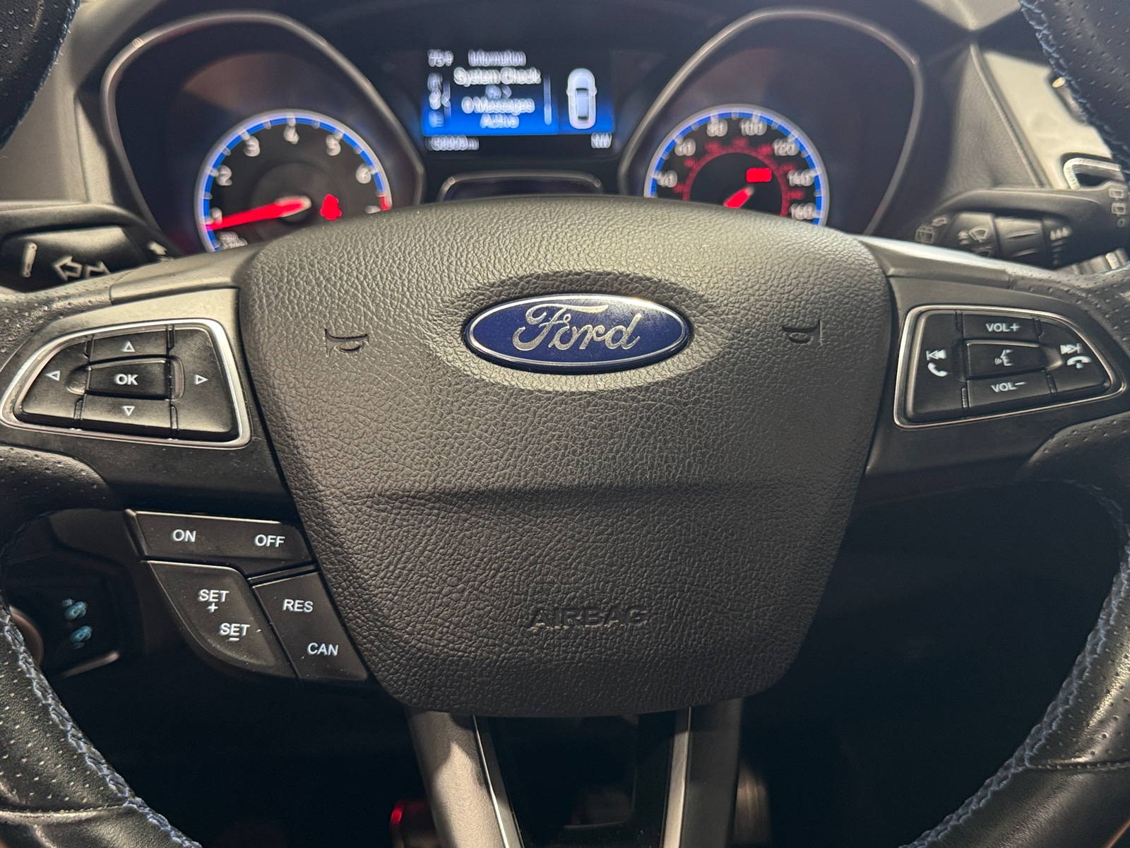 Thumbnail: 2017 Ford Focus - 4