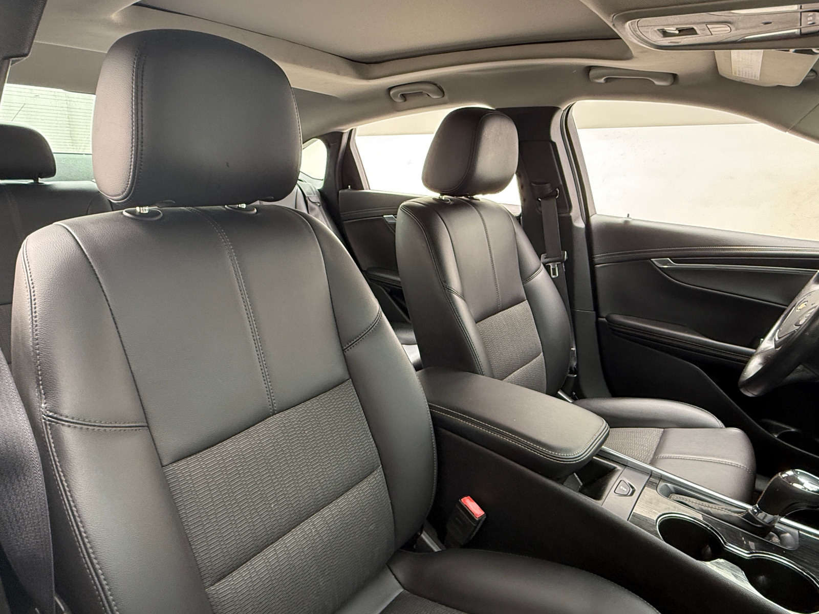 Thumbnail: 2016 Chevrolet Impala - 2