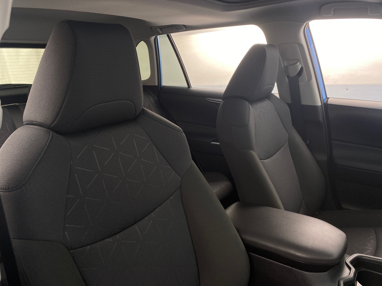 Thumbnail: 2020 Toyota RAV4 - 2